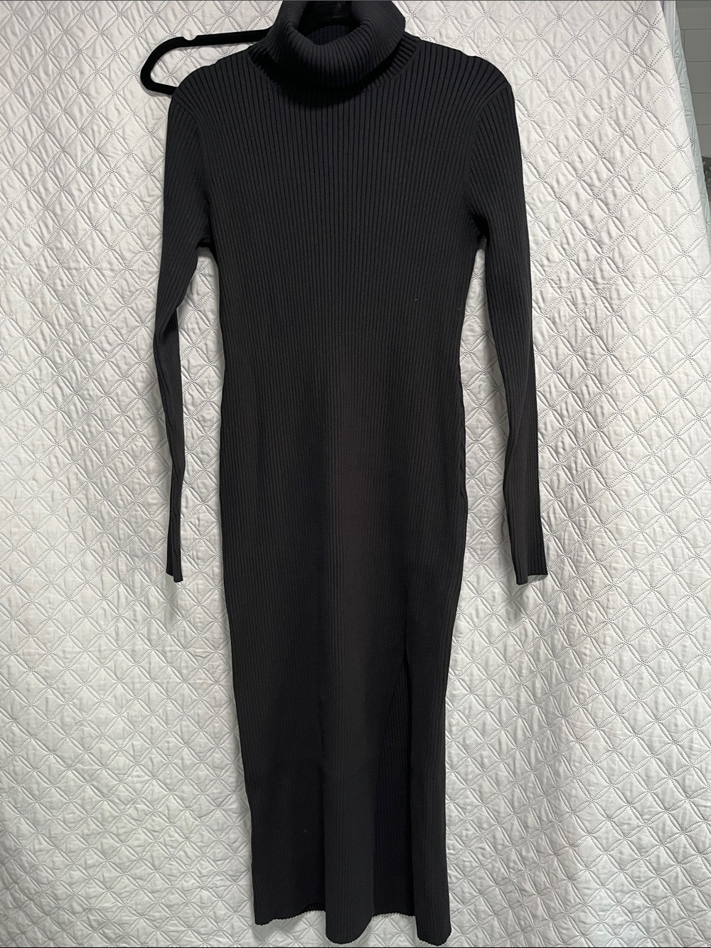 Classic Black Ribbed Turtleneck Midi Dress